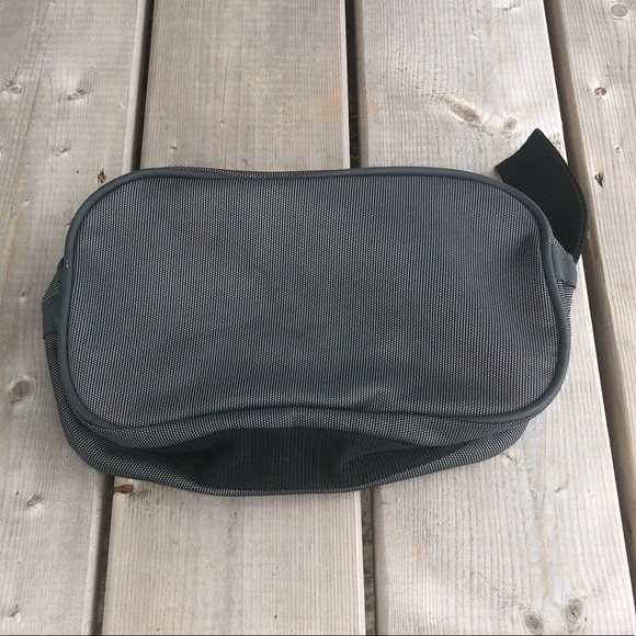 Versace Parfums Grey Travel Toiletry Bag - Picture 8 of 8